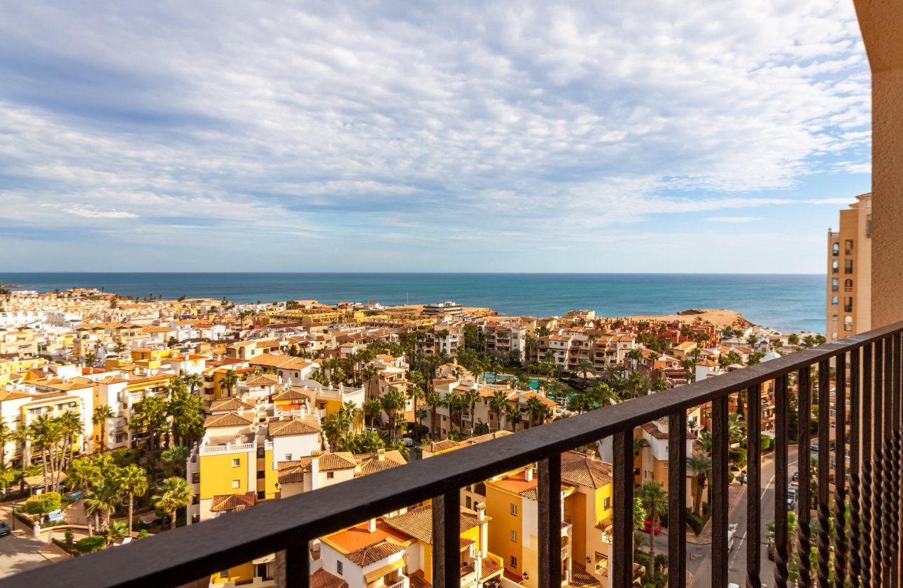Herverkoop - Appartement -
Torrevieja - Playa de los Locos