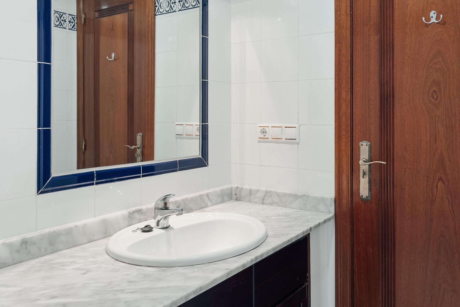 Herverkoop - Appartement -
Torrevieja - Playa de los Locos