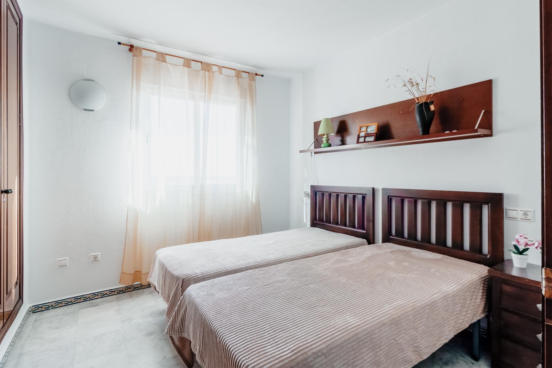 Herverkoop - Appartement -
Torrevieja - Playa de los Locos