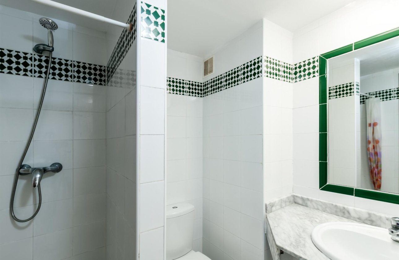 Herverkoop - Appartement -
Torrevieja - Playa de los Locos