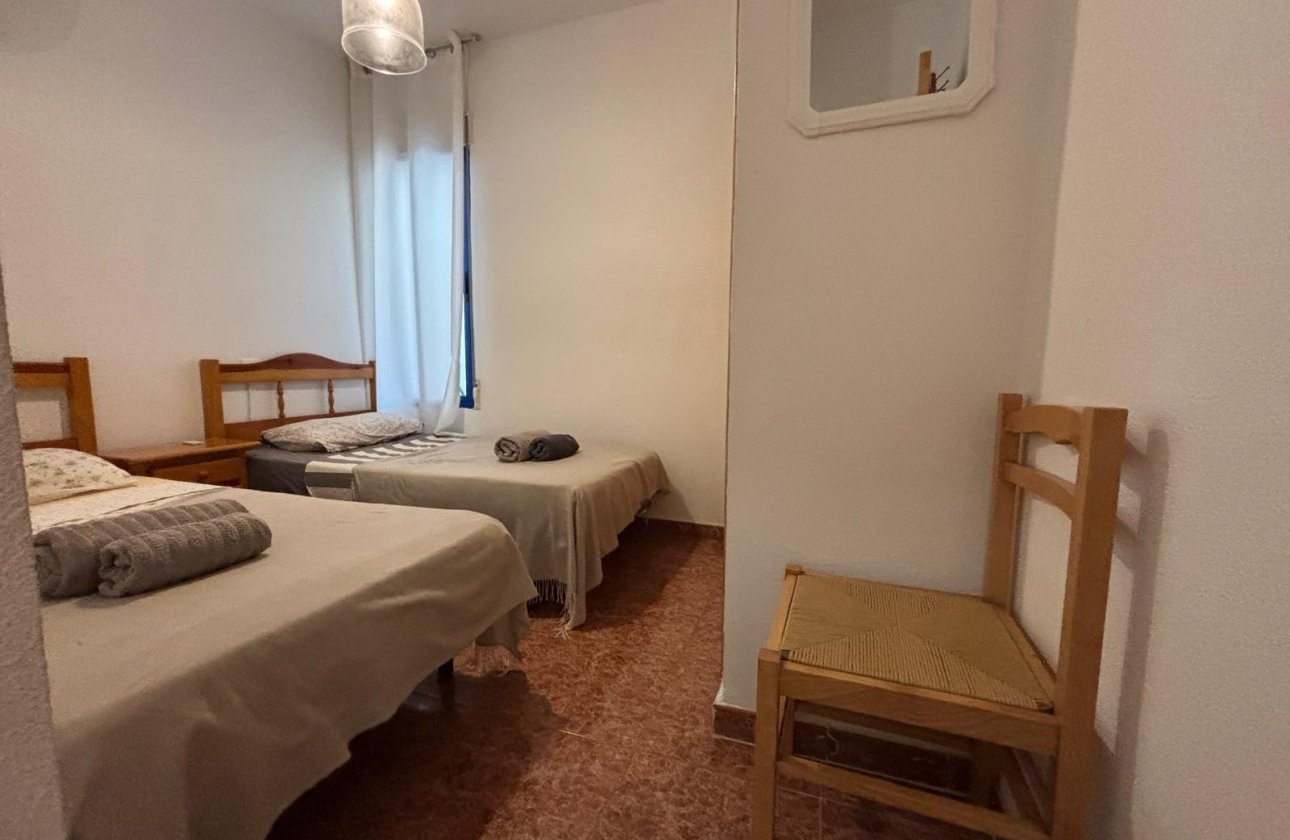 Herverkoop - Appartement -
Torrevieja - Playa de los Locos