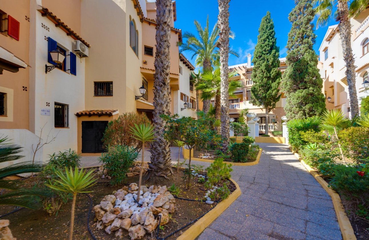 Herverkoop - Appartement -
Torrevieja - Playa de los Locos