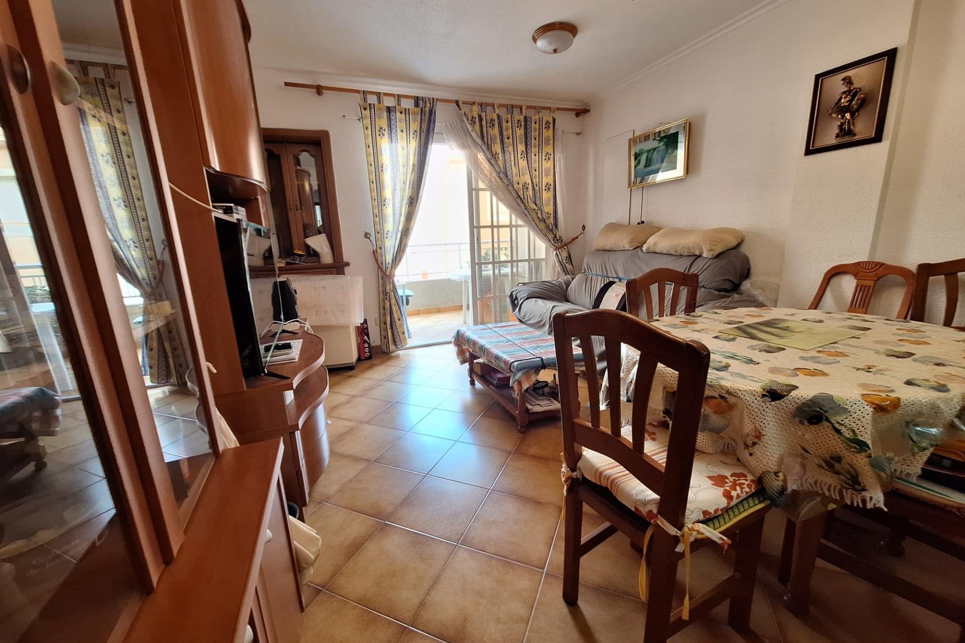 Herverkoop - Appartement -
Torrevieja - Playa de los Locos