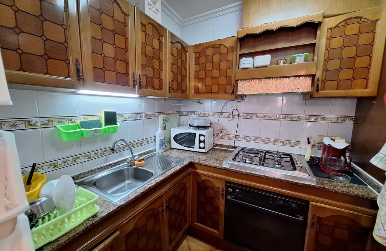 Herverkoop - Appartement -
Torrevieja - Playa de los Locos