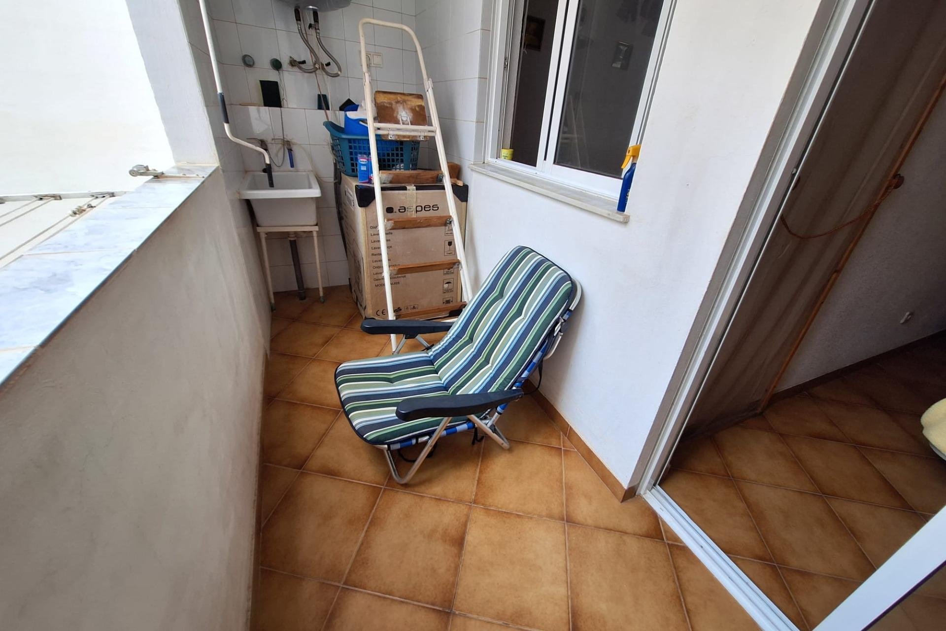 Herverkoop - Appartement -
Torrevieja - Playa de los Locos