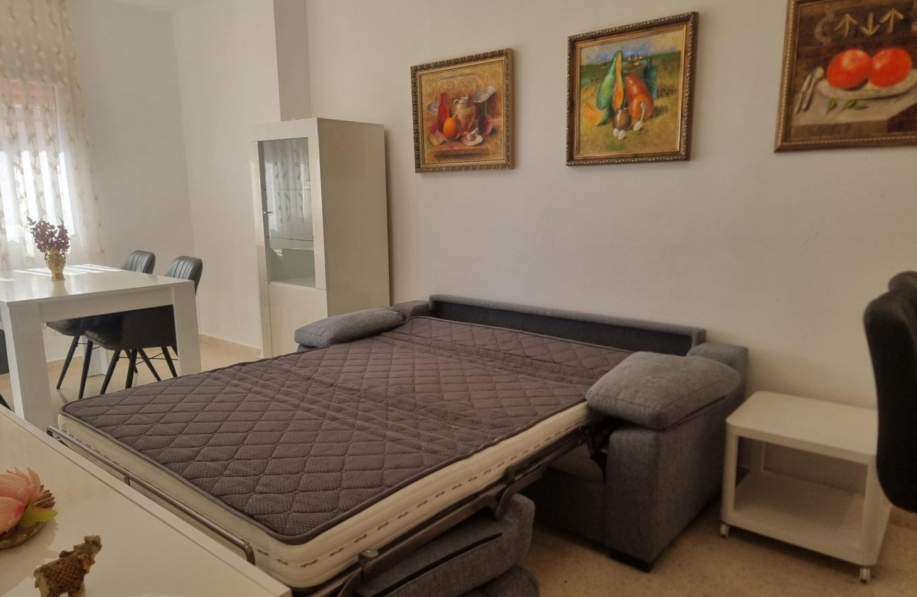 Herverkoop - Appartement -
Torrevieja - Playa de los Locos