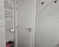 Herverkoop - Appartement -
Torrevieja - Playa de los Locos