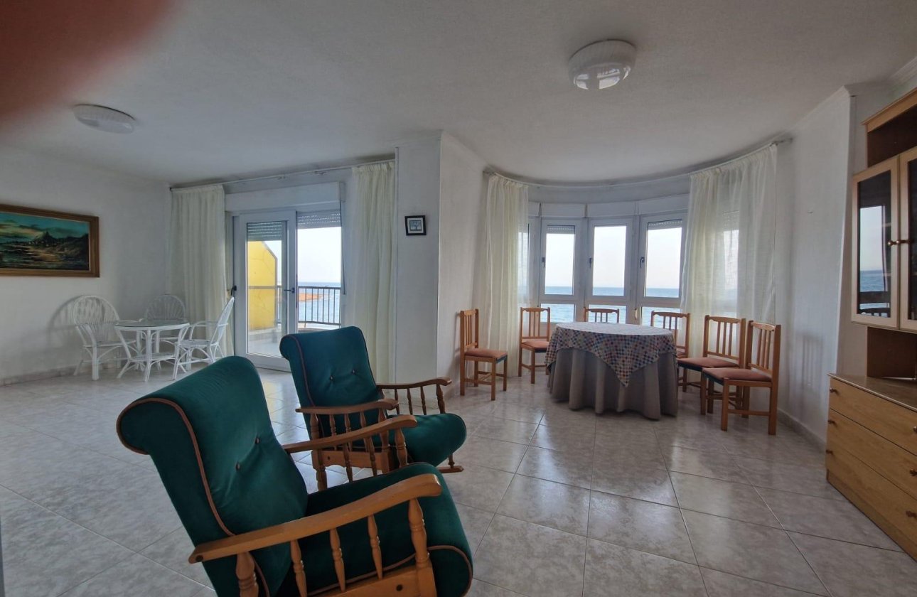Herverkoop - Appartement -
Torrevieja - Playa de los Locos