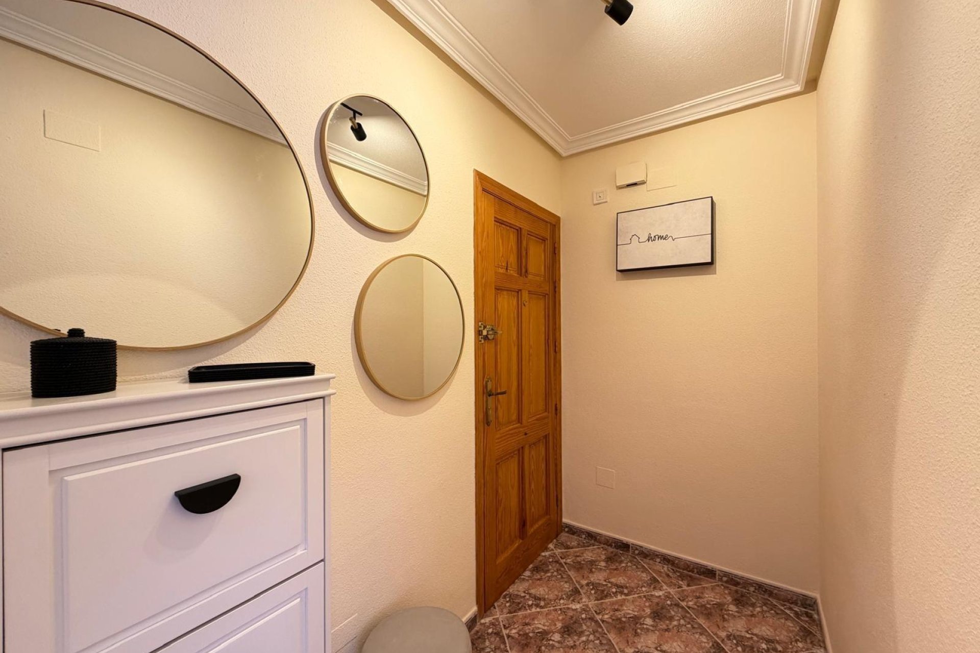 Herverkoop - Appartement -
Torrevieja - Playa de los Locos
