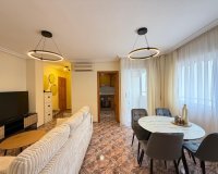 Herverkoop - Appartement -
Torrevieja - Playa de los Locos