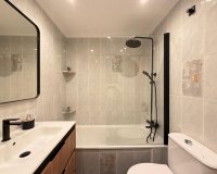 Herverkoop - Appartement -
Torrevieja - Playa de los Locos