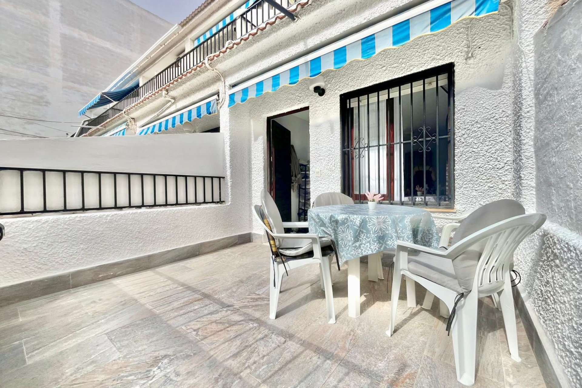 Herverkoop - Appartement -
Torrevieja - Playa de los Locos