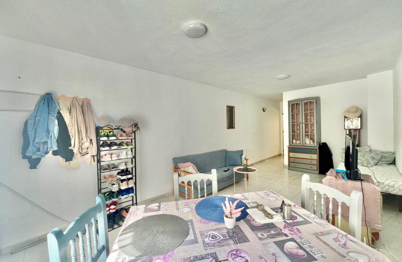 Herverkoop - Appartement -
Torrevieja - Playa de los Locos