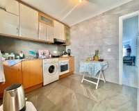 Herverkoop - Appartement -
Torrevieja - Playa de los Locos