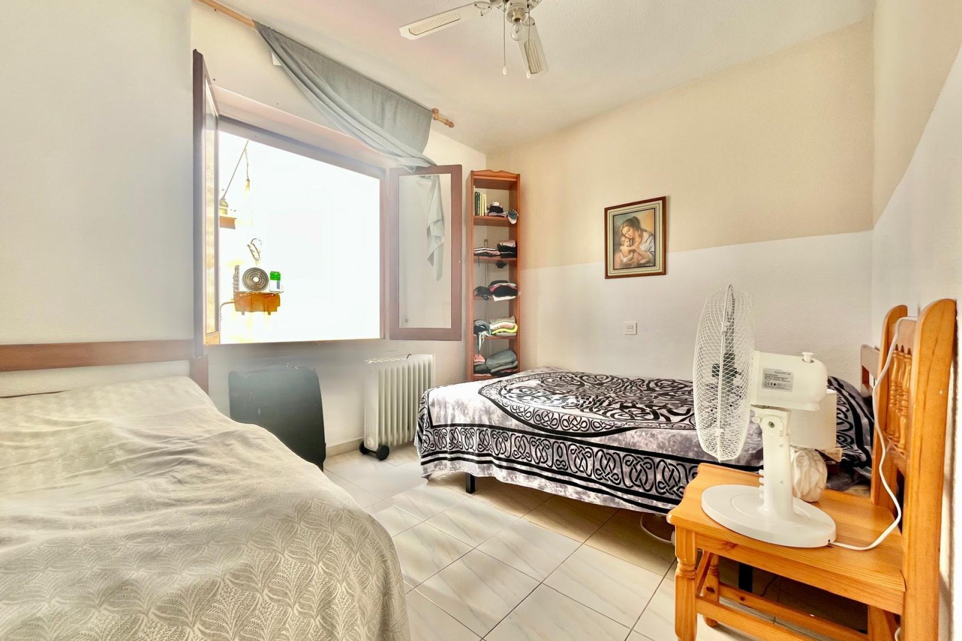 Herverkoop - Appartement -
Torrevieja - Playa de los Locos