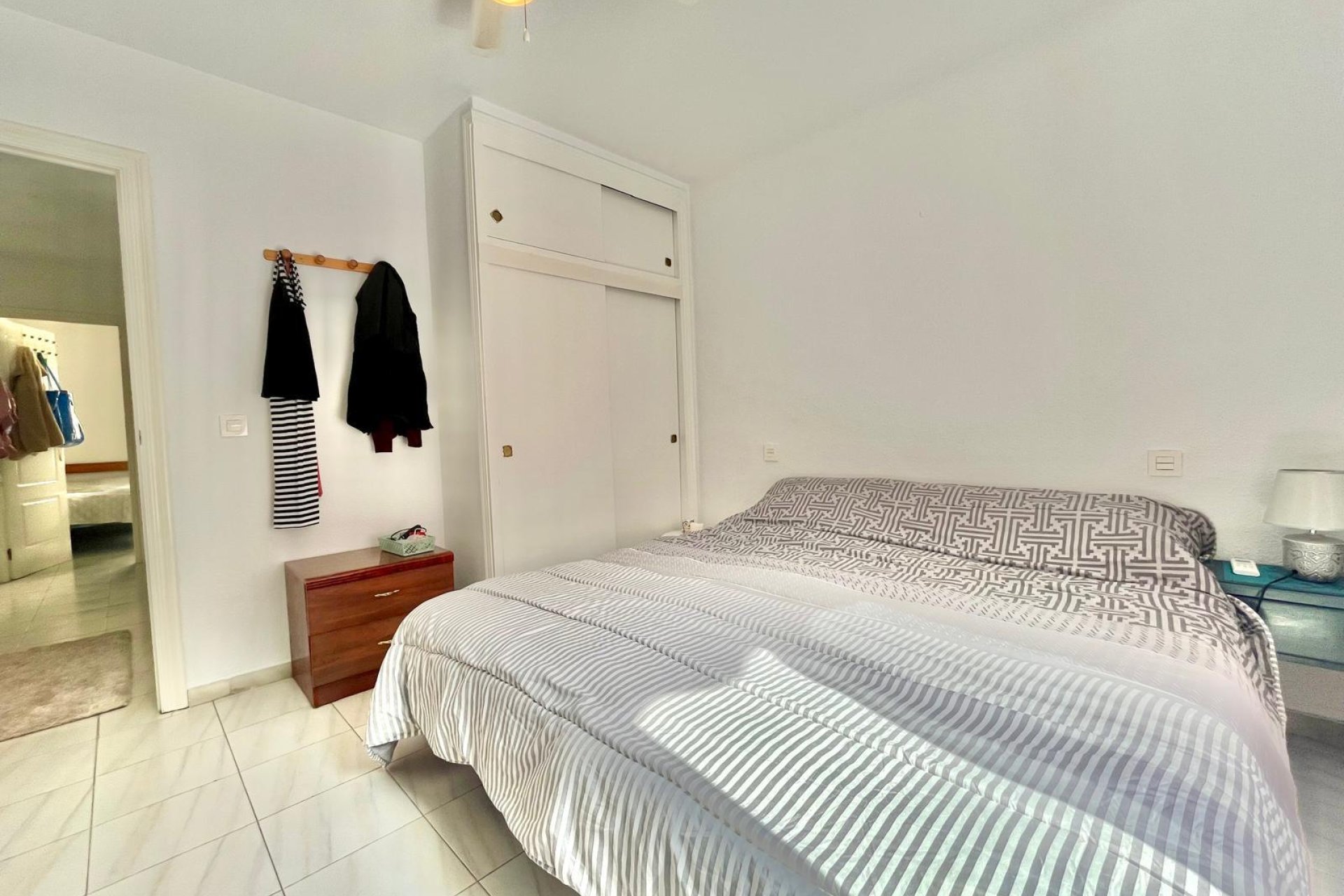 Herverkoop - Appartement -
Torrevieja - Playa de los Locos