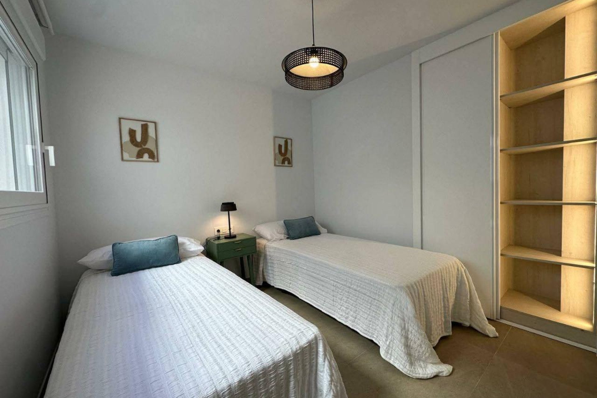 Herverkoop - Appartement -
Torrevieja - Playa de los Locos