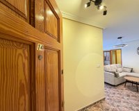 Herverkoop - Appartement -
Torrevieja - Playa de los Locos