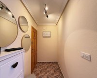 Herverkoop - Appartement -
Torrevieja - Playa de los Locos