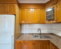 Herverkoop - Appartement -
Torrevieja - Playa de los Locos