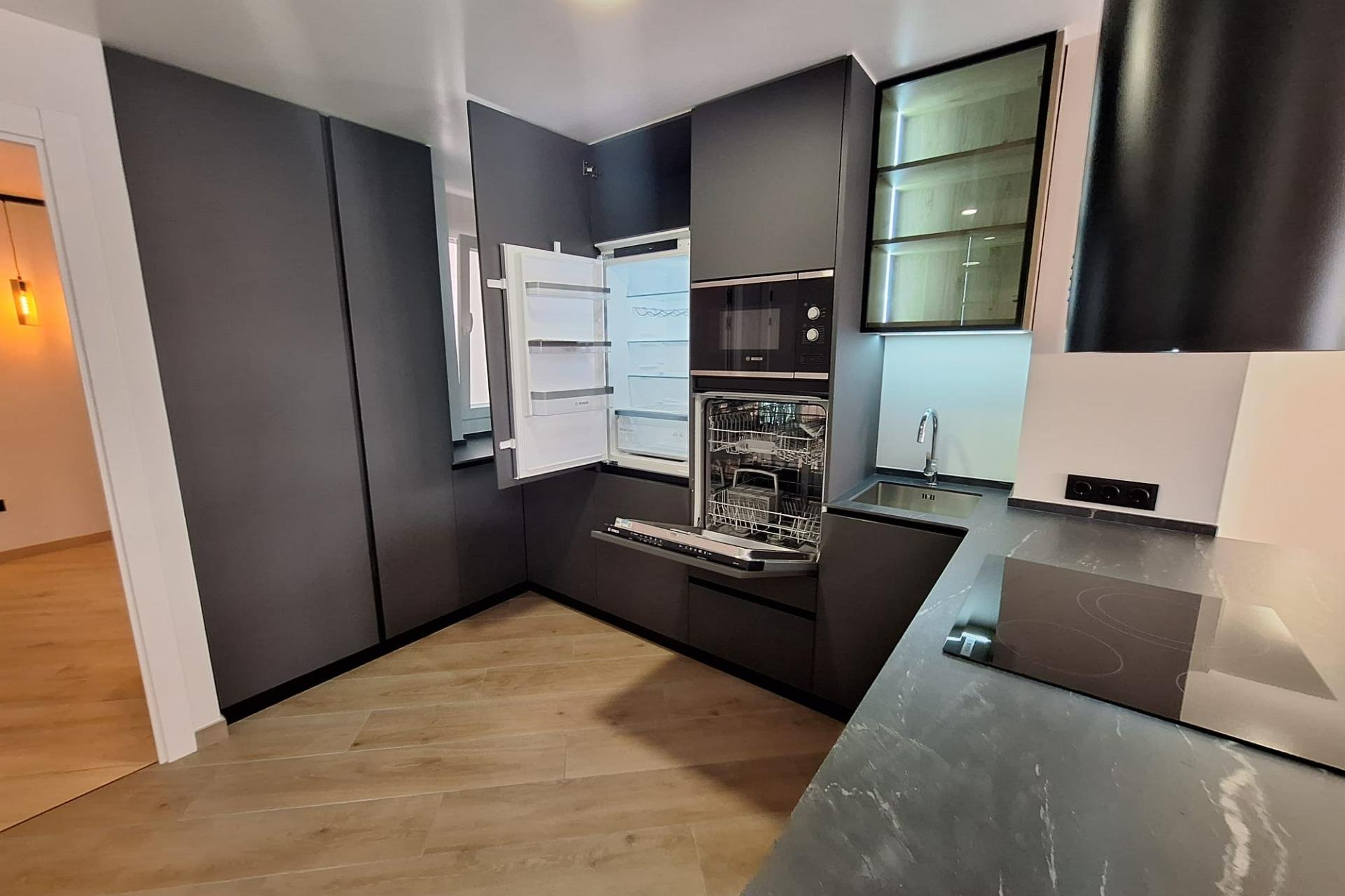 Herverkoop - Appartement -
Torrevieja - Playa de los Locos