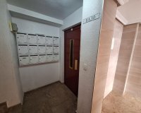 Herverkoop - Appartement -
Torrevieja - Playa de los Locos