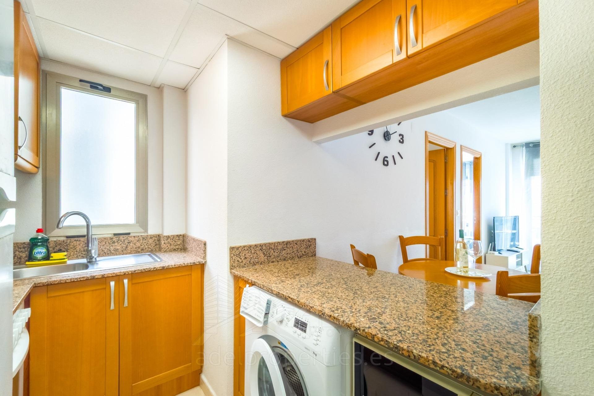 Herverkoop - Appartement -
Torrevieja - Playa de los Locos