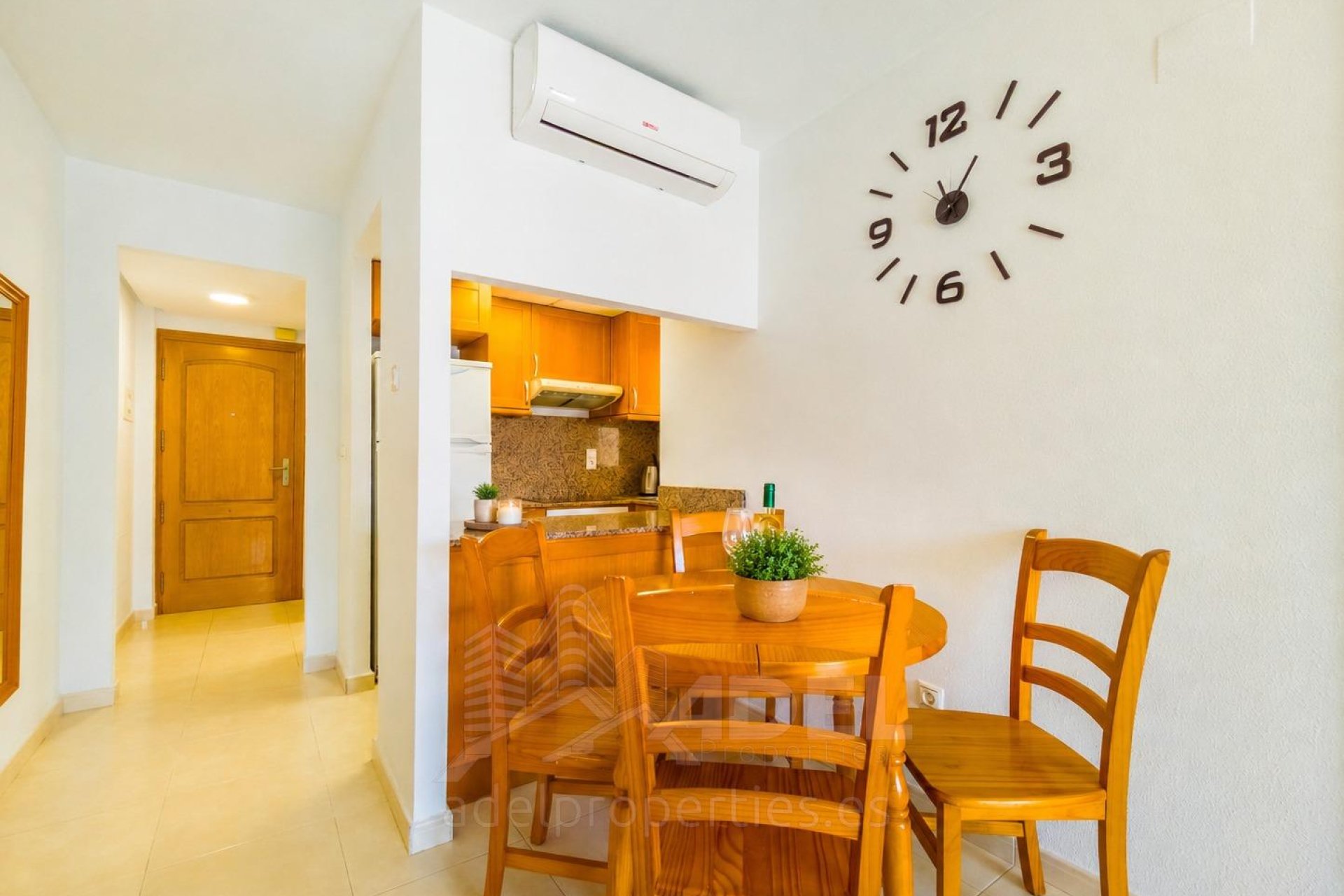 Herverkoop - Appartement -
Torrevieja - Playa de los Locos