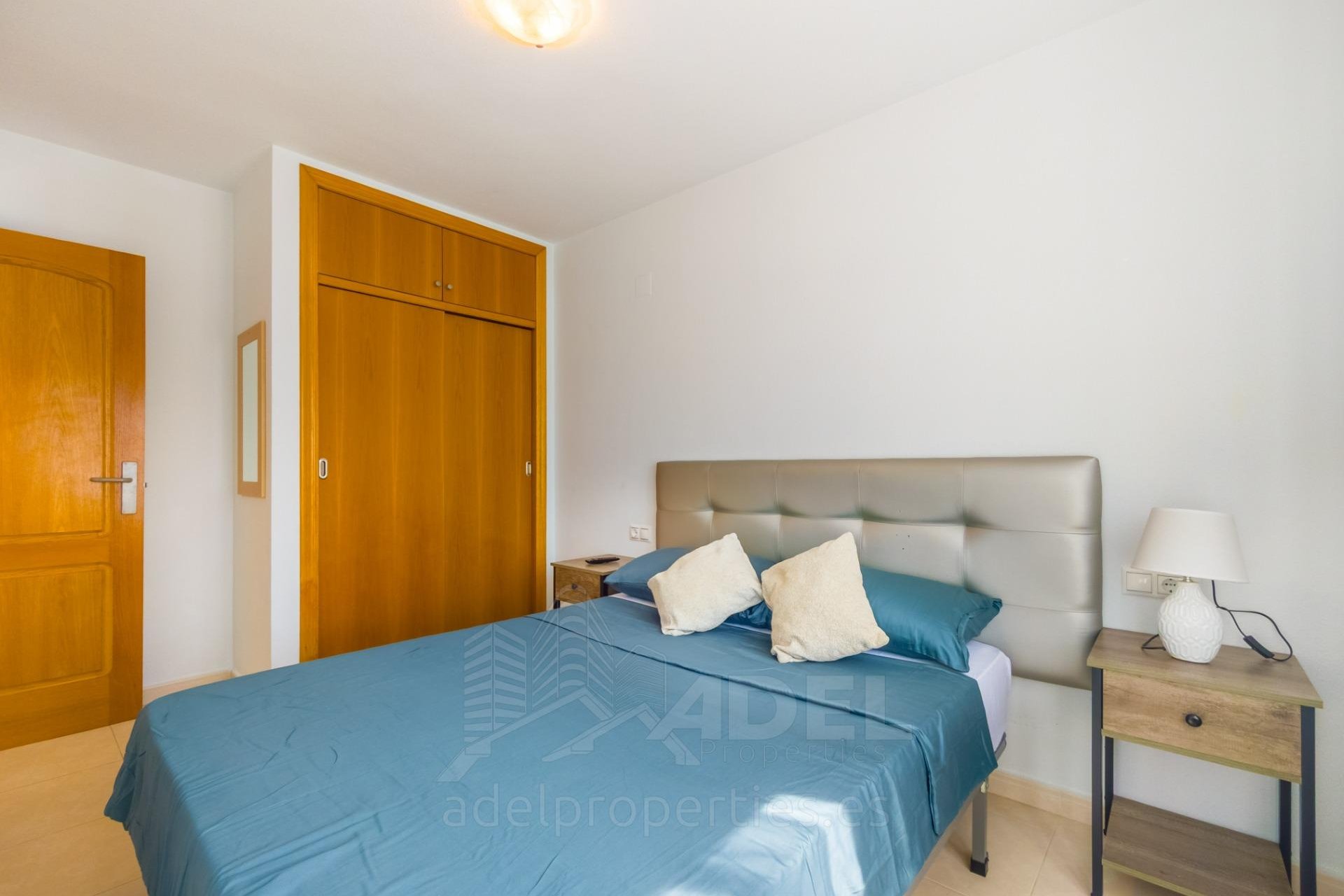 Herverkoop - Appartement -
Torrevieja - Playa de los Locos