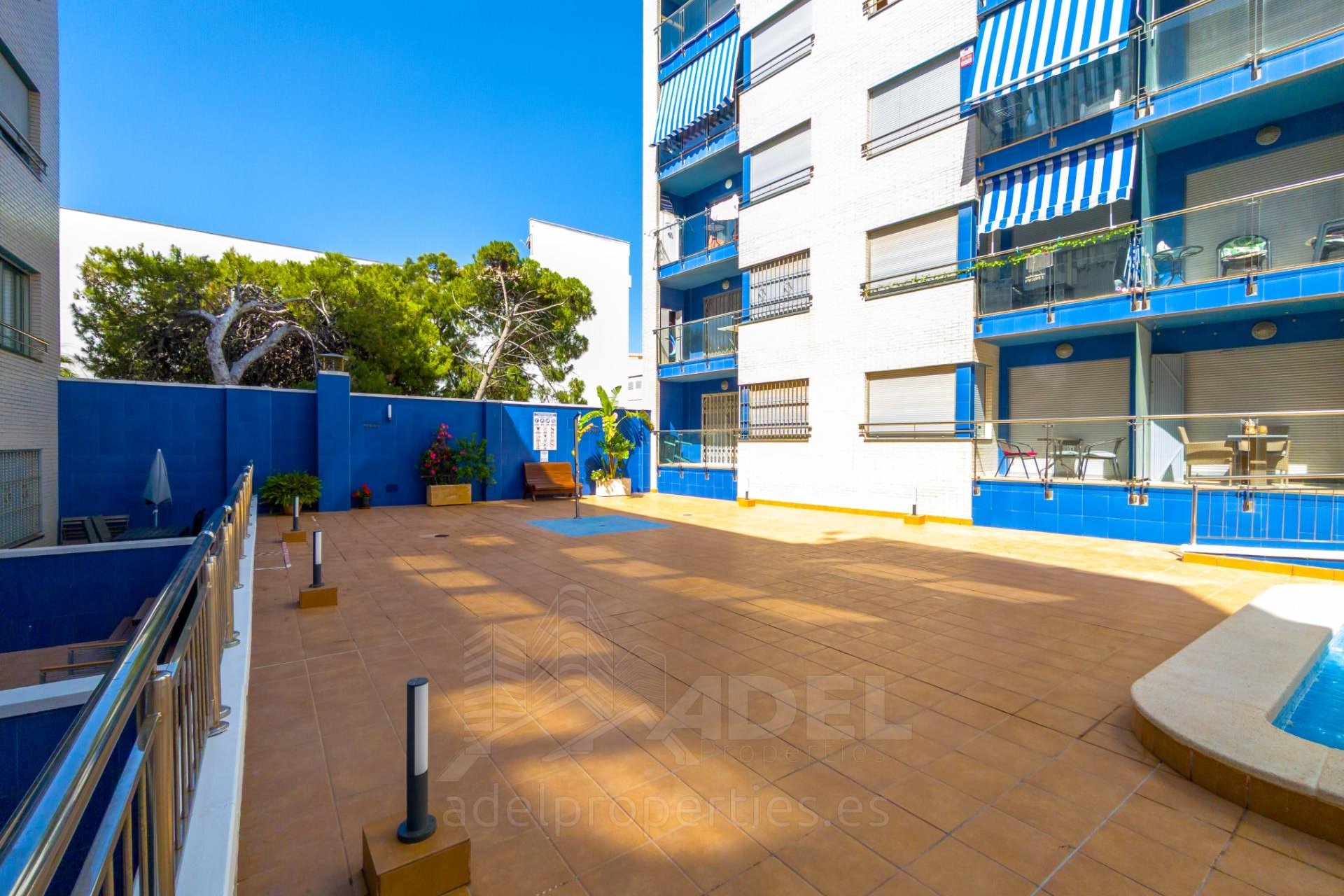 Herverkoop - Appartement -
Torrevieja - Playa de los Locos