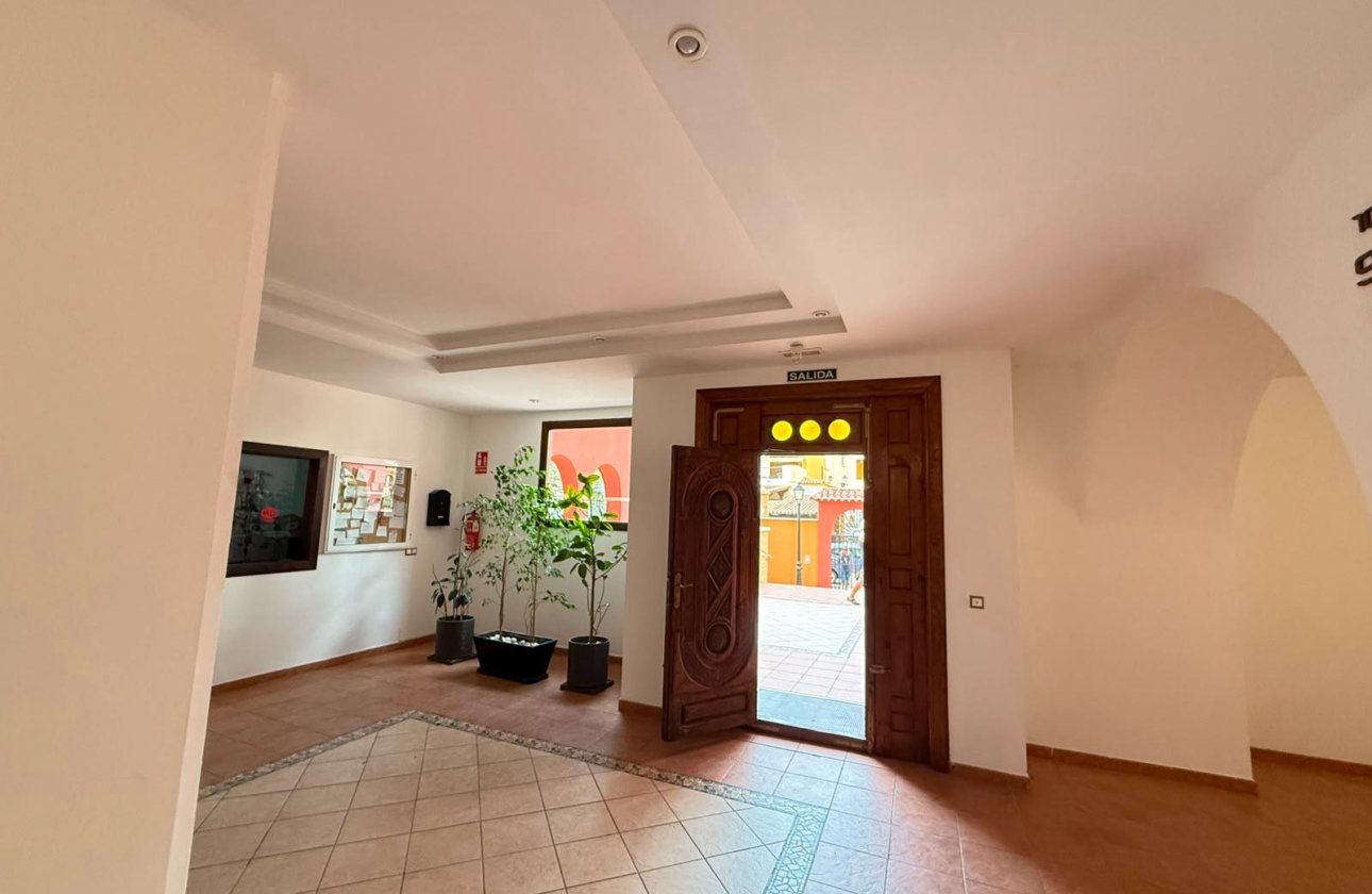 Herverkoop - Appartement -
Torrevieja - Playa de los Locos