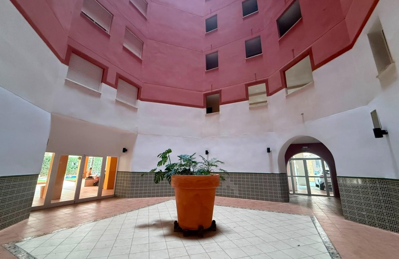 Herverkoop - Appartement -
Torrevieja - Playa de los Locos