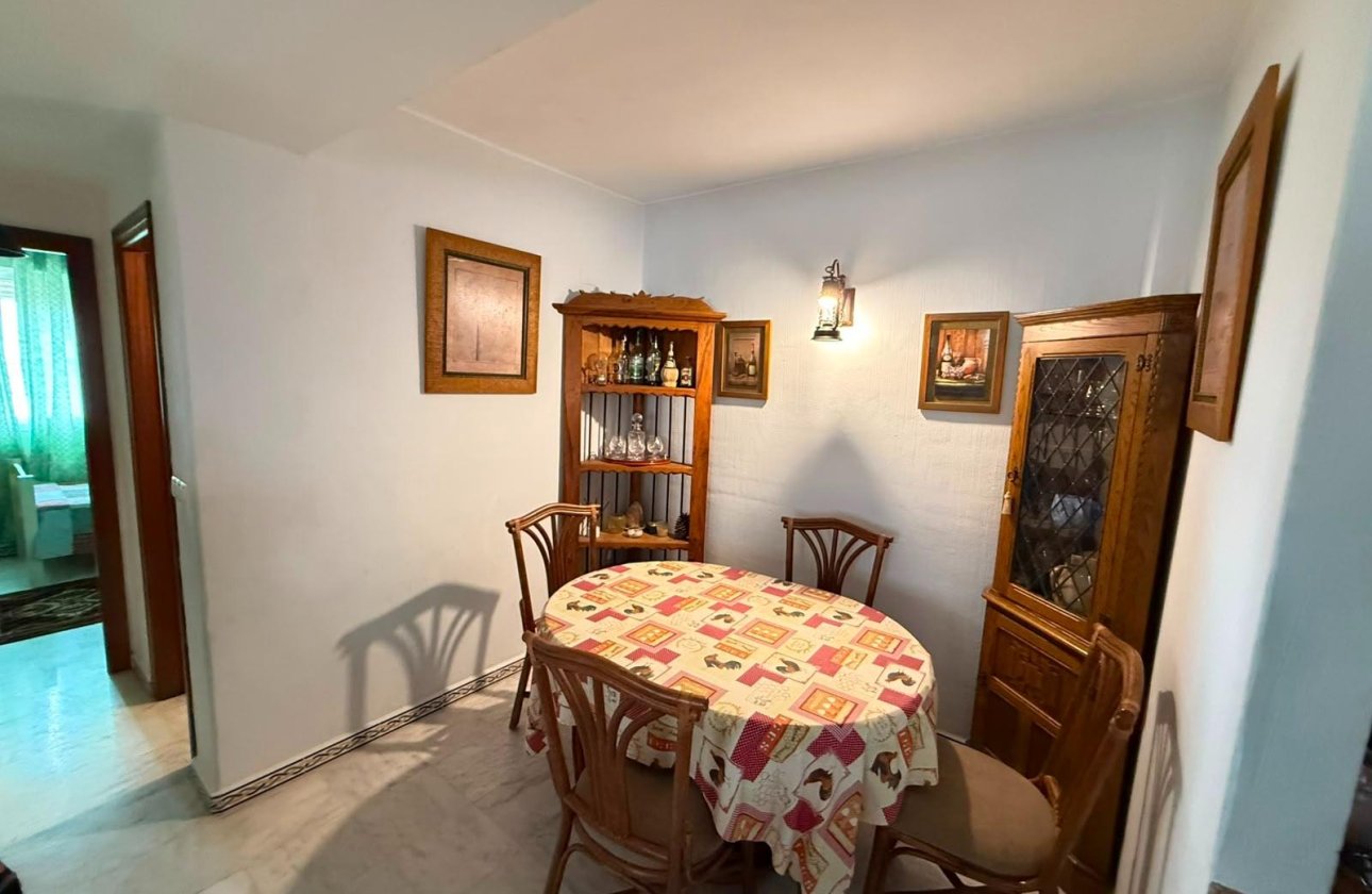 Herverkoop - Appartement -
Torrevieja - Playa de los Locos