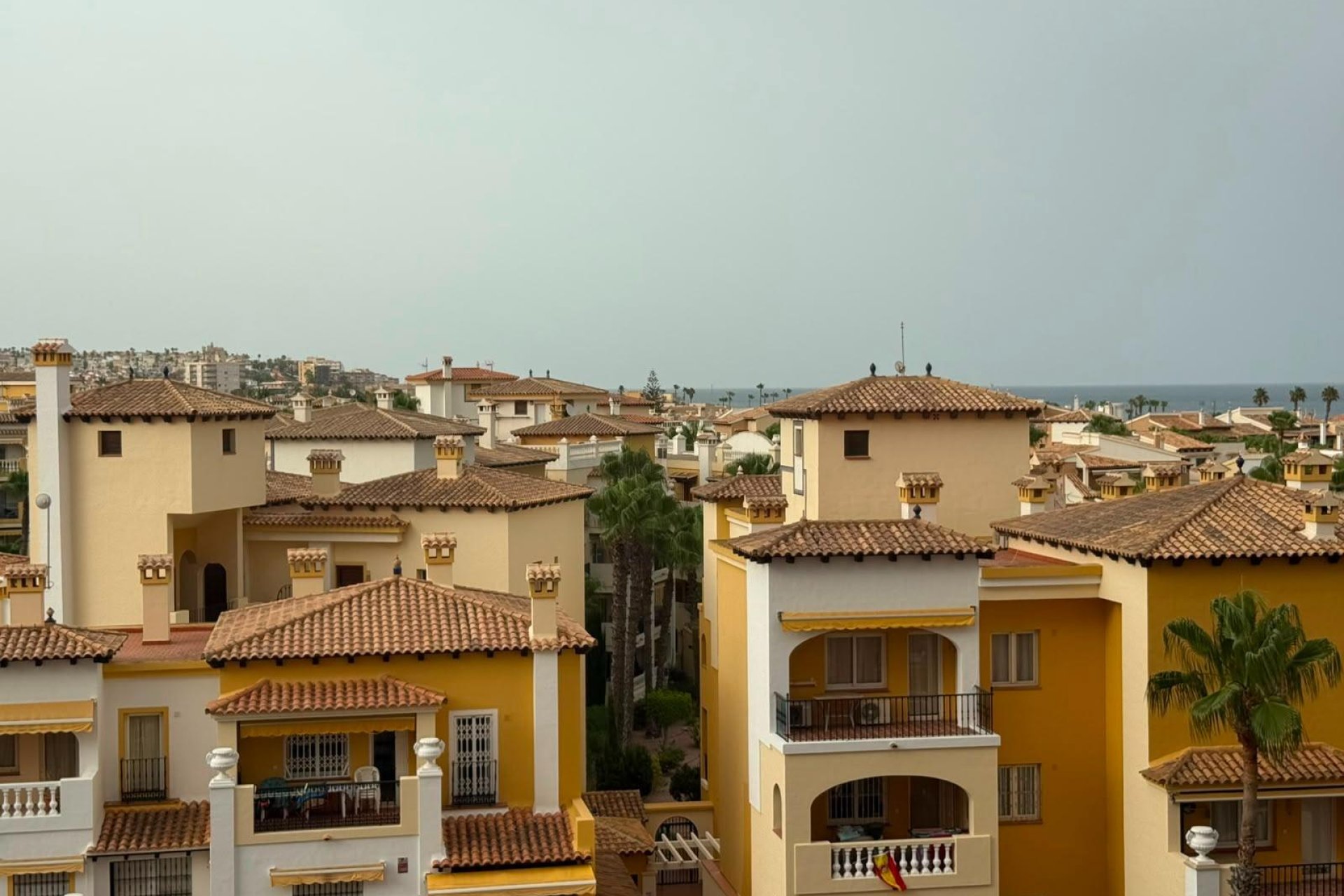 Herverkoop - Appartement -
Torrevieja - Playa de los Locos
