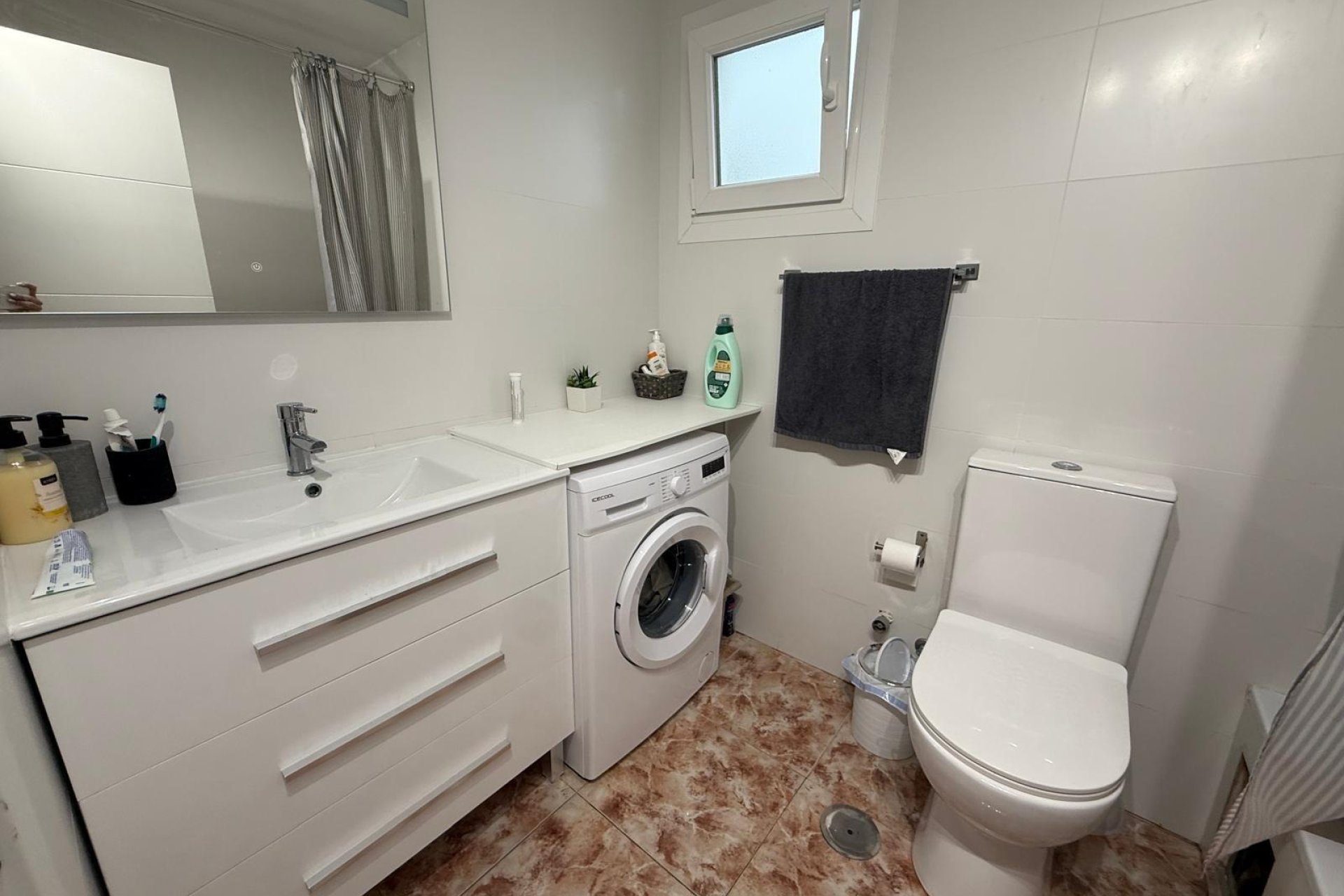Herverkoop - Appartement -
Torrevieja - Playa de los Locos