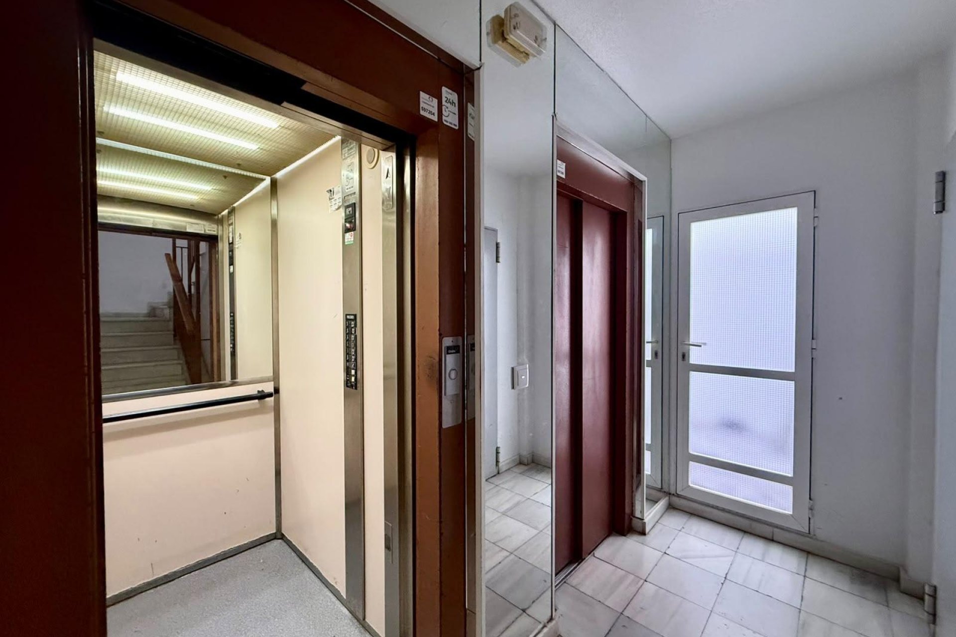 Herverkoop - Appartement -
Torrevieja - Playa de los Locos