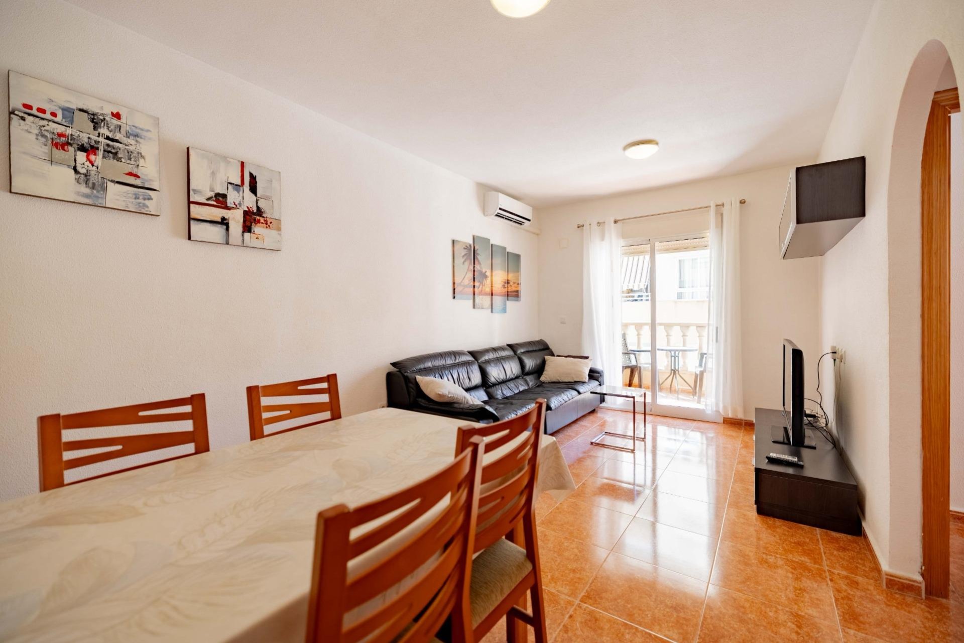 Herverkoop - Appartement -
Torrevieja - Playa de los Locos