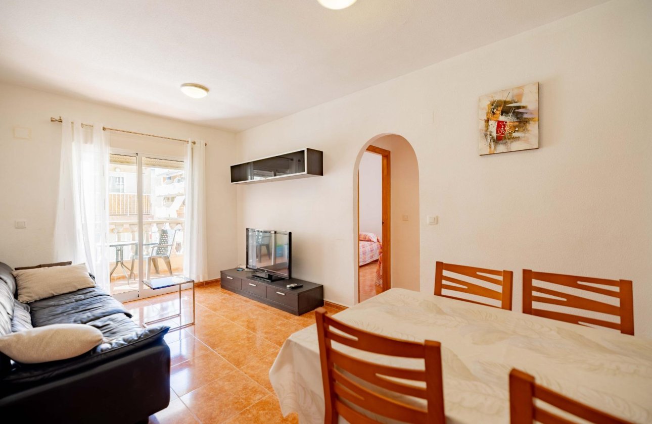 Herverkoop - Appartement -
Torrevieja - Playa de los Locos