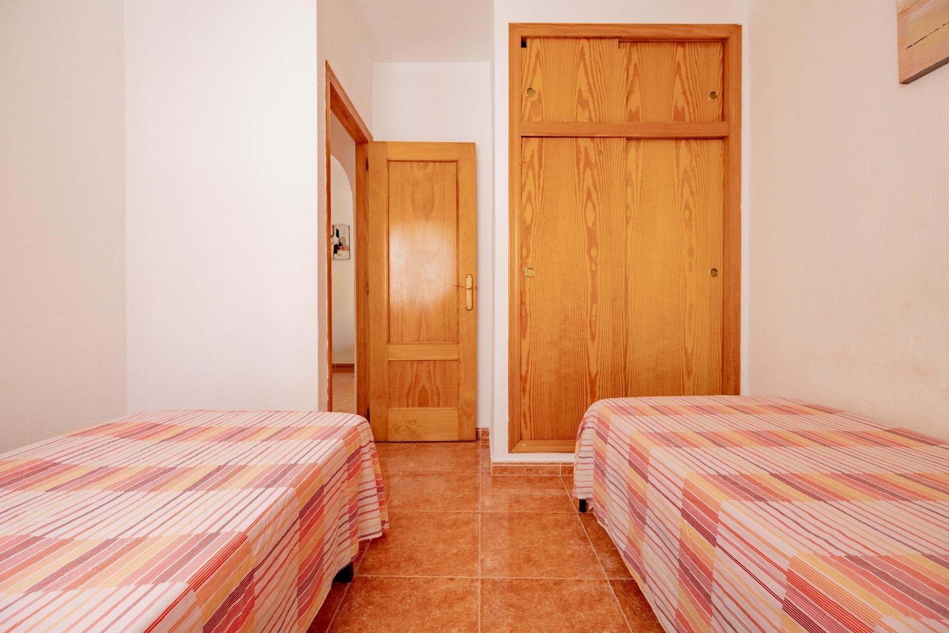Herverkoop - Appartement -
Torrevieja - Playa de los Locos