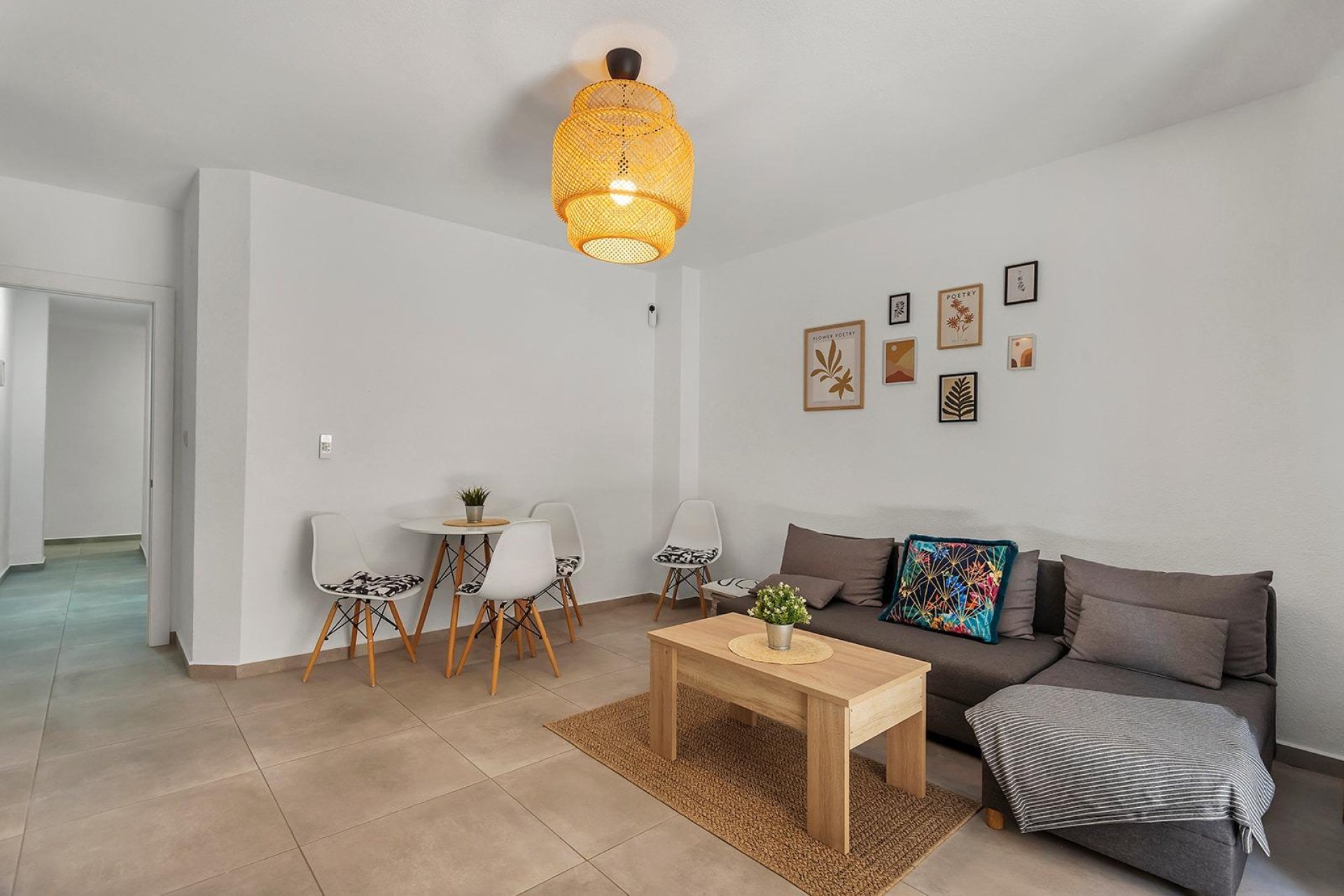 Herverkoop - Appartement -
Torrevieja - Playa de los Locos