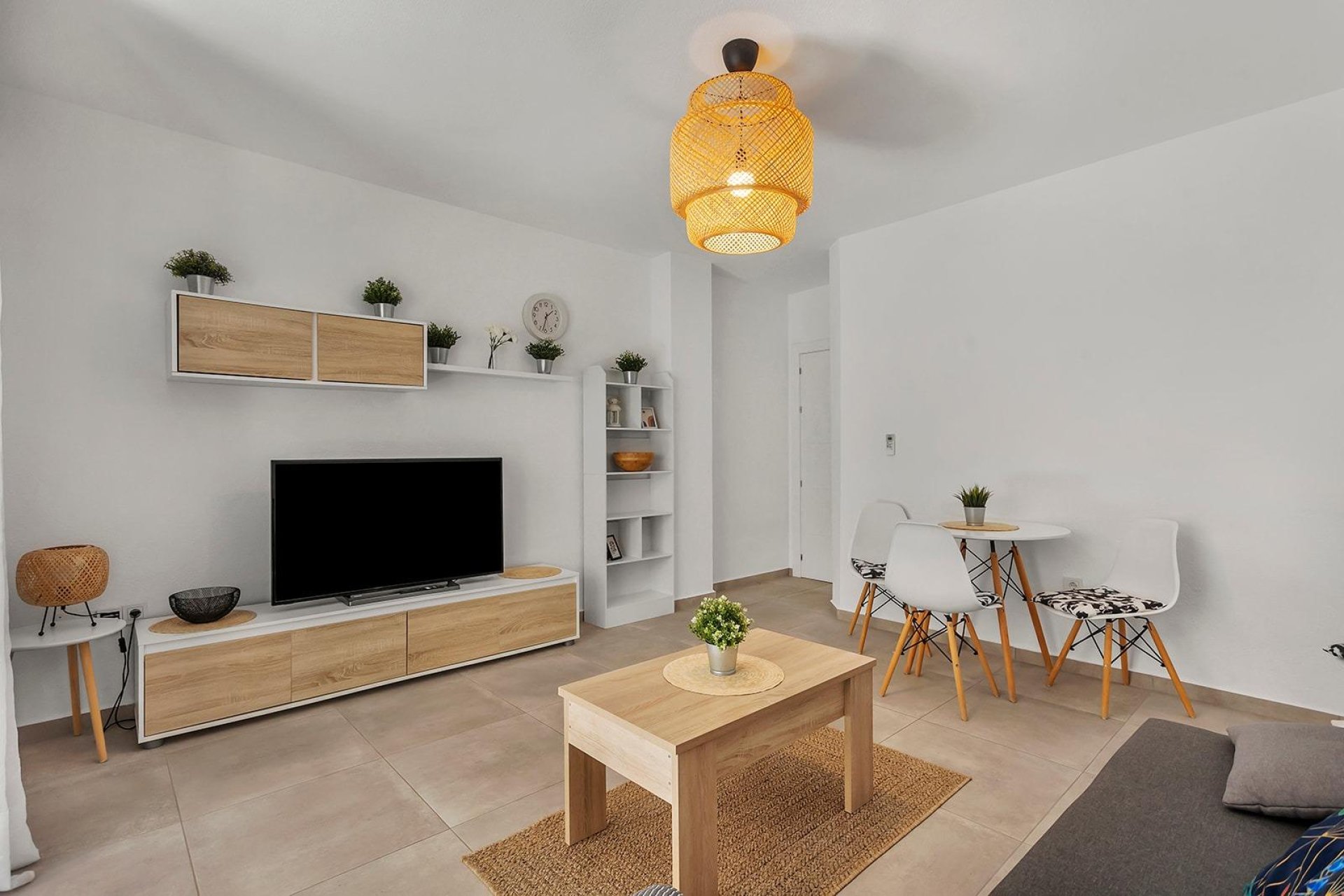 Herverkoop - Appartement -
Torrevieja - Playa de los Locos
