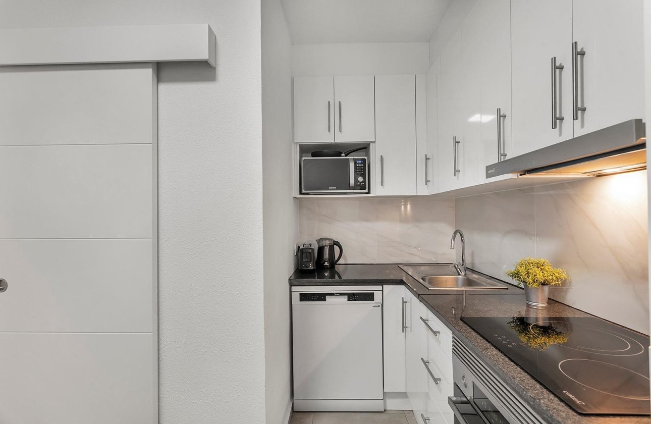 Herverkoop - Appartement -
Torrevieja - Playa de los Locos