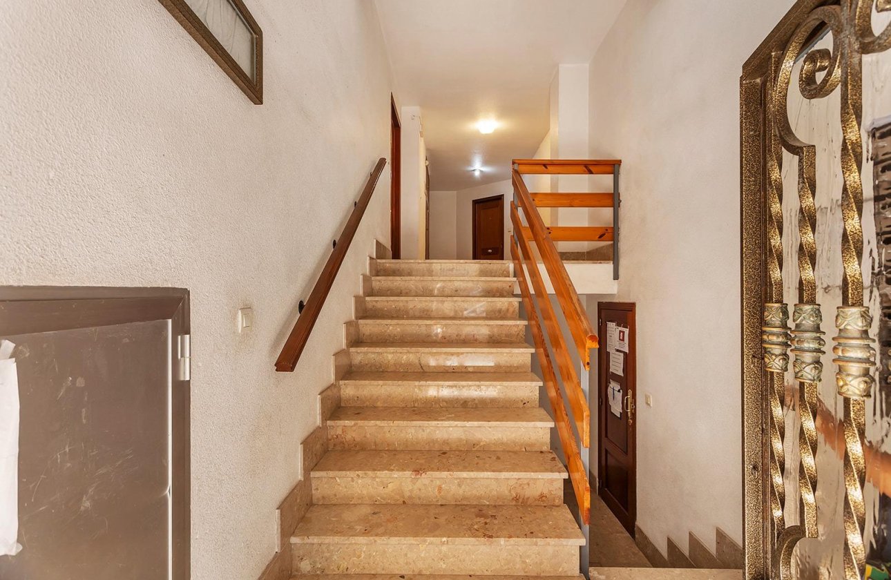 Herverkoop - Appartement -
Torrevieja - Playa de los Locos