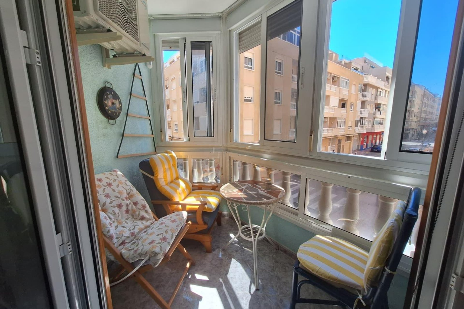 Herverkoop - Appartement -
Torrevieja - Playa de los Locos