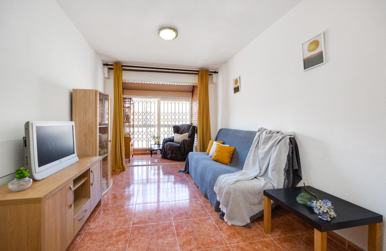 Herverkoop - Appartement -
Torrevieja - Playa De Los Naufragos