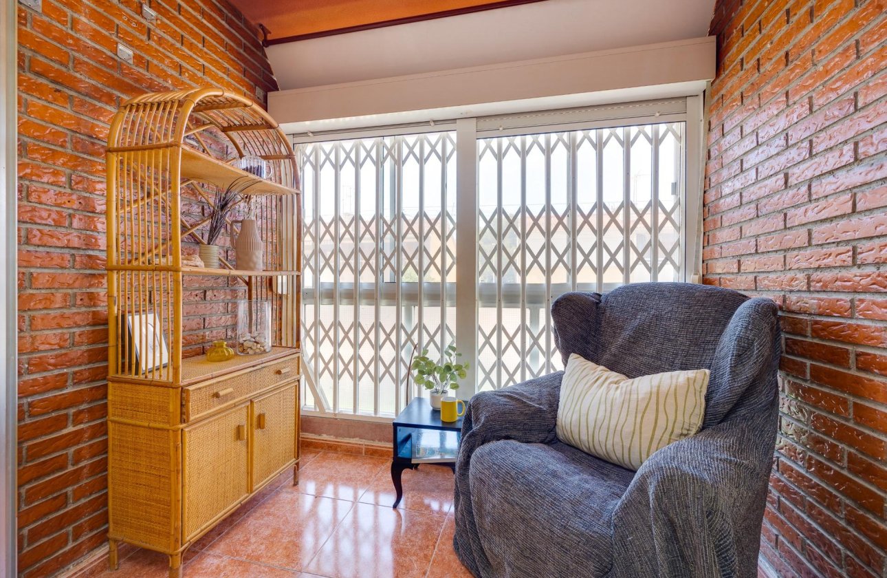 Herverkoop - Appartement -
Torrevieja - Playa De Los Naufragos