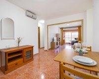 Herverkoop - Appartement -
Torrevieja - Playa De Los Naufragos