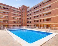 Herverkoop - Appartement -
Torrevieja - Playa De Los Naufragos