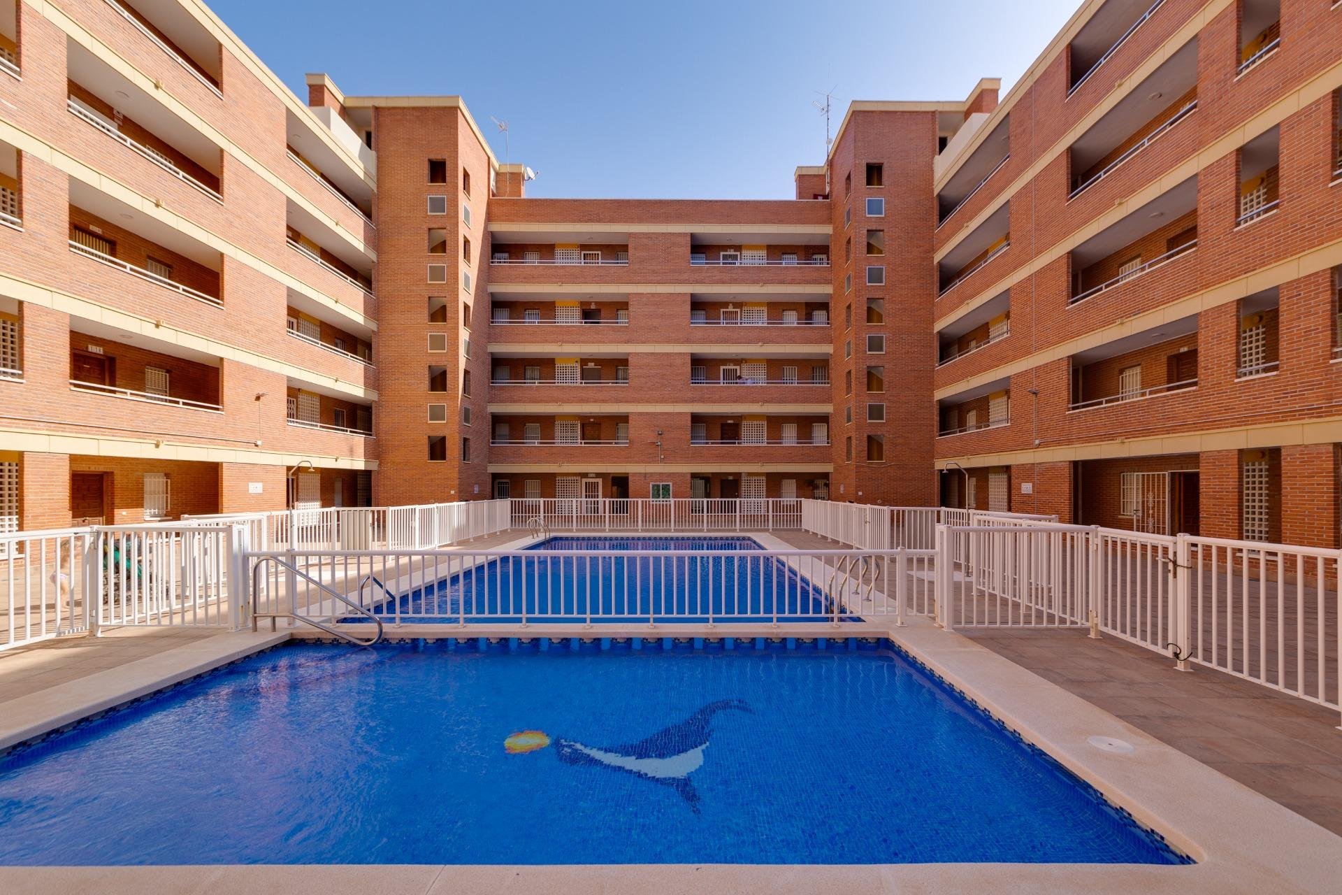 Herverkoop - Appartement -
Torrevieja - Playa De Los Naufragos