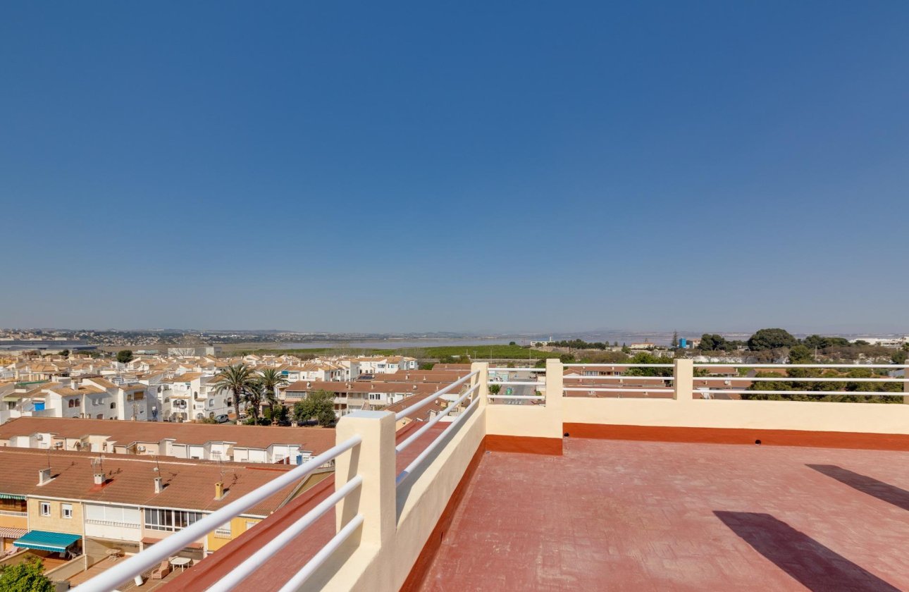 Herverkoop - Appartement -
Torrevieja - Playa De Los Naufragos